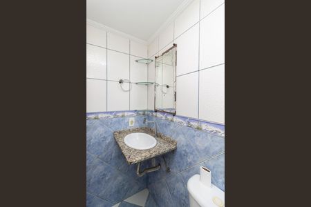 Banheiro de apartamento para alugar com 2 quartos, 49m² em Jardim Lapena, São Paulo