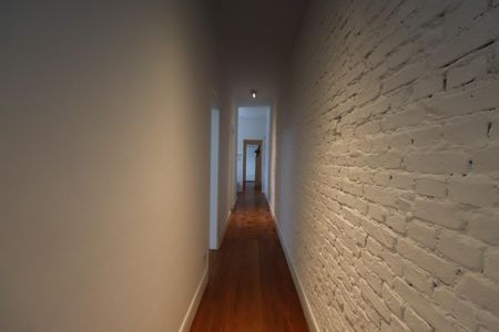 Corredor de casa para alugar com 2 quartos, 180m² em Penha de França, São Paulo