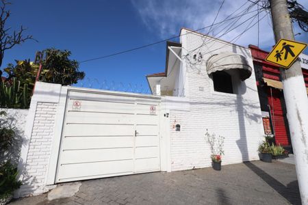 Fachada de casa para alugar com 2 quartos, 180m² em Penha de França, São Paulo