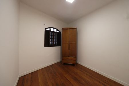 Quarto 2 de casa para alugar com 2 quartos, 180m² em Penha de França, São Paulo