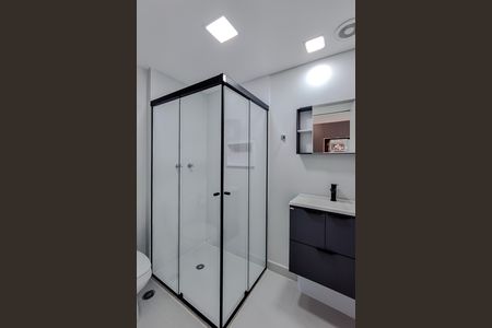 Banheiro de kitnet/studio para alugar com 1 quarto, 22m² em Ipiranga, São Paulo