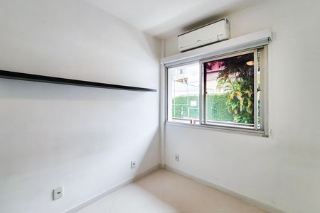 Apartamento à venda com 80m², 2 quartos e 1 vaga Apartamento à venda com 80m², 2 quartos e 1 vagaQuarto