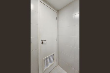 Apartamento à venda com 80m², 2 quartos e 1 vaga Apartamento à venda com 80m², 2 quartos e 1 vagaBanheiro da Suíte