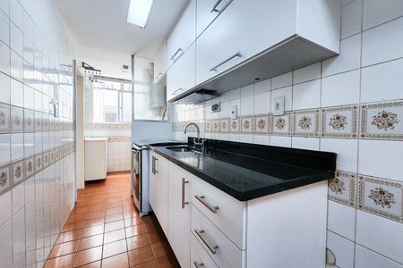 Apartamento à venda com 80m², 2 quartos e 1 vaga Apartamento à venda com 80m², 2 quartos e 1 vagaCozinha
