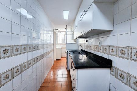 Cozinha de apartamento à venda com 2 quartos, 80m² em Grajaú, Rio de Janeiro