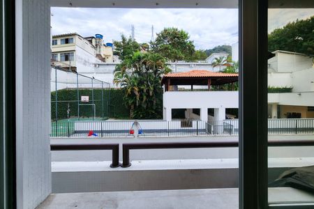 Apartamento à venda com 80m², 2 quartos e 1 vaga Apartamento à venda com 80m², 2 quartos e 1 vagaVista do Quarto