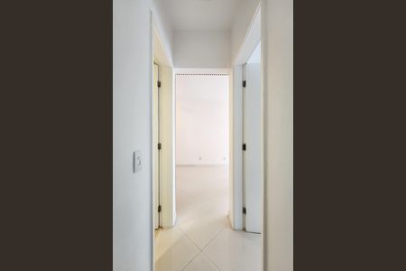 Apartamento à venda com 80m², 2 quartos e 1 vaga Apartamento à venda com 80m², 2 quartos e 1 vagaCorredor