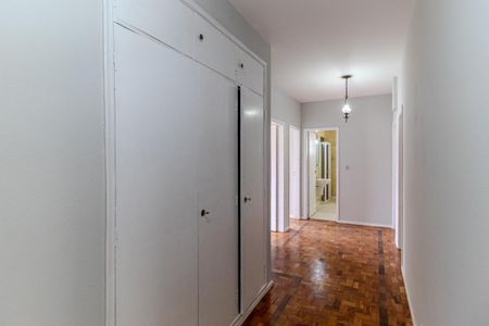 Corredor de apartamento para alugar com 4 quartos, 220m² em Santa Cecilia, São Paulo