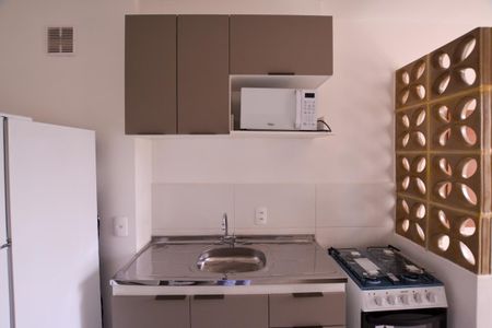 COZINHA / SALA  de kitnet/studio para alugar com 1 quarto, 26m² em Vila Butantã, São Paulo