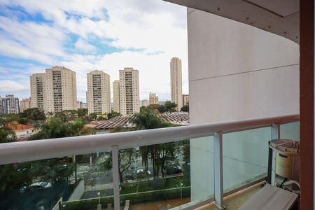 Apartamento para alugar com 205m², 3 quartos e 4 vagas Apartamento para alugar com 205m², 3 quartos e 4 vagasQuarto 1 - Suíte 1 Varanda