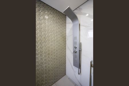 Banheiro Suíte 1 de apartamento para alugar com 3 quartos, 205m² em Vila Sofia, São Paulo