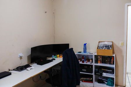 Quarto 2 de casa à venda com 6 quartos, 271m² em Veloso, Osasco