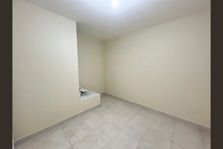 Quarto 2 de casa para alugar com 2 quartos, 90m² em Quintino Bocaiúva, Rio de Janeiro