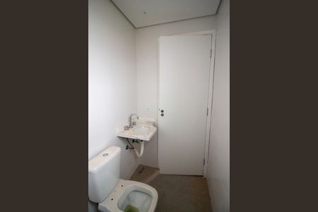 Apartamento para alugar com 71m², 2 quartos e 2 vagas Apartamento para alugar com 71m², 2 quartos e 2 vagasBanheiro da Suíte