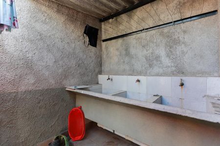 Área de serviço de casa para alugar com 1 quarto, 38m² em Parque Peruche, São Paulo