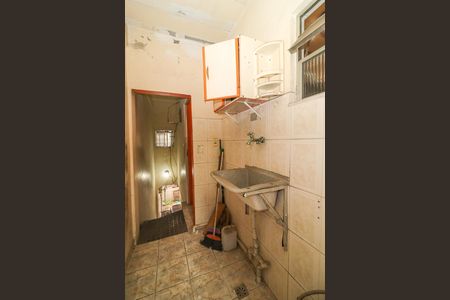 Casa para alugar com 50m², 2 quartos e 1 vagaÁrea de Serviço