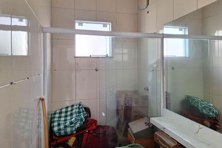 Casa à venda com 190m², 2 quartos e 2 vagas Casa à venda com 190m², 2 quartos e 2 vagasBanheiro da Suíte 1