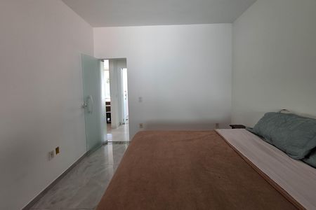 Casa à venda com 190m², 2 quartos e 2 vagas Casa à venda com 190m², 2 quartos e 2 vagasQuarto 1
