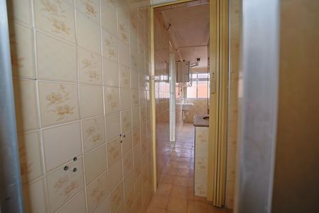 Banheiro de apartamento à venda com 2 quartos, 48m² em Artur Alvim, São Paulo