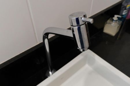 Casa à venda com 200m², 3 quartos e 6 vagasBanheiro social 2