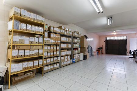 Casa à venda com 200m², 3 quartos e 6 vagasGaragem