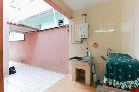 Casa à venda com 200m², 3 quartos e 6 vagasÁrea de serviço