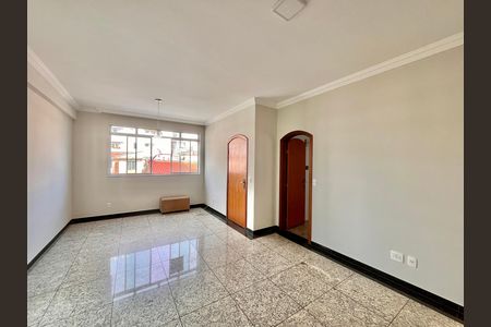 Apartamento à venda com 4 quartos, 125m² em Floresta, Belo Horizonte