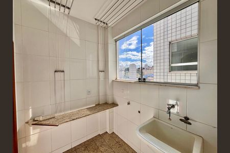 Apartamento à venda com 4 quartos, 125m² em Floresta, Belo Horizonte