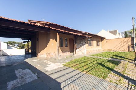 Fachada de casa à venda com 3 quartos, 188m² em Santo Inácio, Curitiba