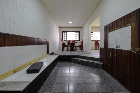Casa para alugar com 3 quartos, 200m² em Conjunto Residencial do Bosque, Mogi das Cruzes