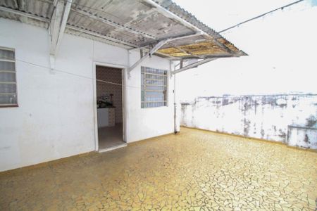 Casa à venda com 130m², 2 quartos e 3 vagasQuintal