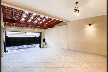 Garagem de casa à venda com 3 quartos, 140m² em Parque Boturussu, São Paulo