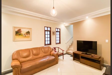 Sala de casa à venda com 3 quartos, 140m² em Parque Boturussu, São Paulo