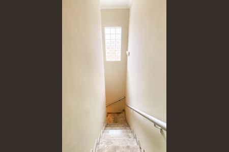 Escada de casa à venda com 3 quartos, 140m² em Parque Boturussu, São Paulo
