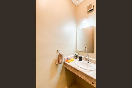 Lavabo de casa à venda com 3 quartos, 140m² em Parque Boturussu, São Paulo