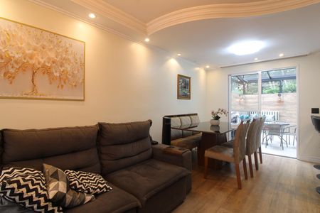 sala de casa de condomínio para alugar com 3 quartos, 120m² em Jardim Santa Maria, São Paulo