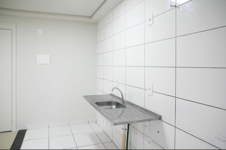 Cozinha de apartamento à venda com 2 quartos, 41m² em Jardim Santa Emilia, São Paulo