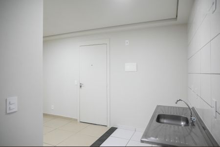 Cozinha de apartamento à venda com 2 quartos, 41m² em Jardim Santa Emilia, São Paulo