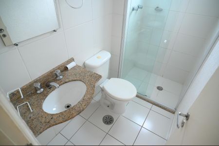 Apartamento à venda com 47m², 2 quartos e 1 vaga Apartamento à venda com 47m², 2 quartos e 1 vagaBanheiro