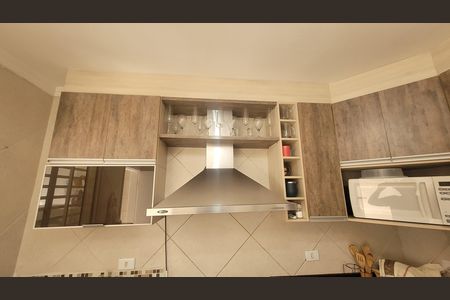 Cozinha de casa à venda com 3 quartos, 153m² em Vila Santa Virginia, São Paulo