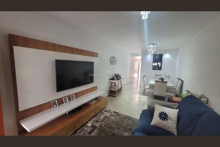 Sala de casa à venda com 3 quartos, 153m² em Vila Santa Virginia, São Paulo