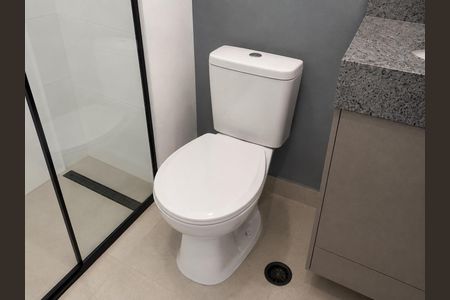 Banheiro de kitnet/studio à venda com 1 quarto, 23m² em Butantã, São Paulo