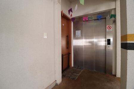 Apartamento para alugar com 55m², 2 quartos e 1 vagaElevador