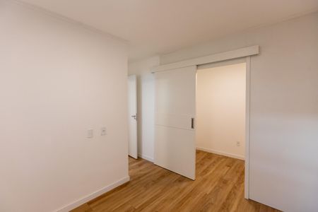 Suíte de apartamento para alugar com 2 quartos, 60m² em Loteamento Residencial Vila Bella Dom Pedro, Campinas