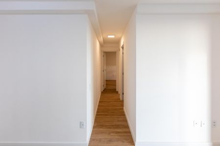 Corredor dos Quartos de apartamento para alugar com 2 quartos, 60m² em Loteamento Residencial Vila Bella Dom Pedro, Campinas