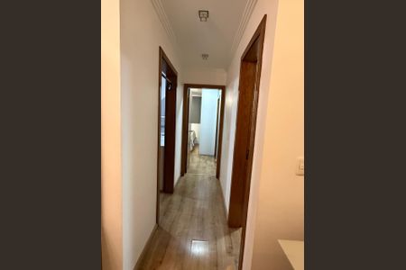 Corredor de apartamento à venda com 2 quartos, 68m² em Jardim Itu, Porto Alegre