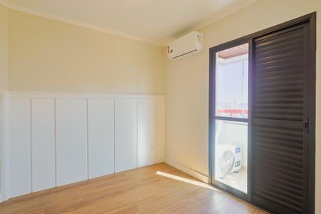 Apartamento à venda com 96m², 3 quartos e 2 vagas Apartamento à venda com 96m², 3 quartos e 2 vagasSuíte 1