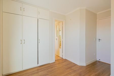 Apartamento à venda com 96m², 3 quartos e 2 vagas Apartamento à venda com 96m², 3 quartos e 2 vagasSuíte 1