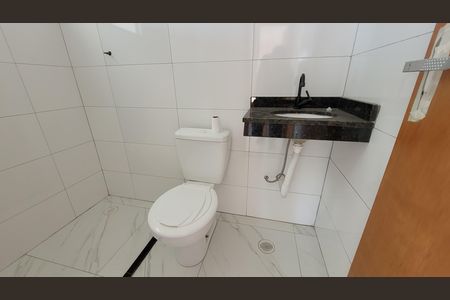 Studio para alugar com 42m², 1 quarto e 1 vaga Studio para alugar com 42m², 1 quarto e 1 vagaBanheiro