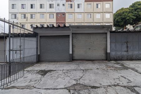 Vista Quarto 2 de apartamento à venda com 2 quartos, 60m² em Conjunto Residencial José Bonifácio, São Paulo